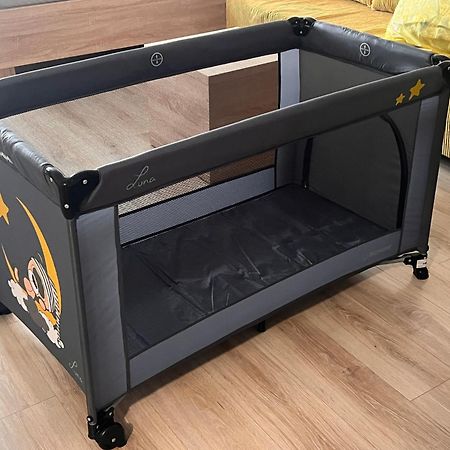 Saratovska Apartman Trenčín Kültér fotó