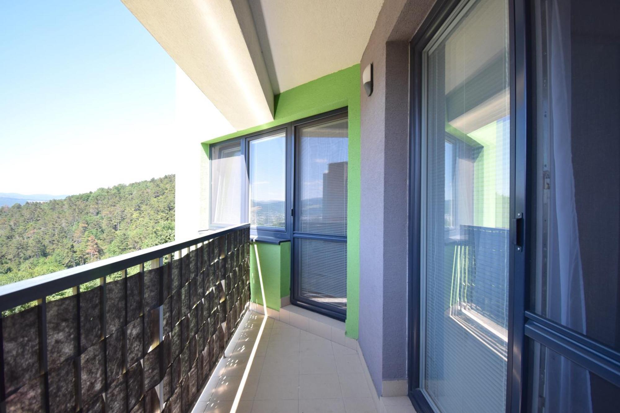Saratovska Apartman Trenčín Kültér fotó